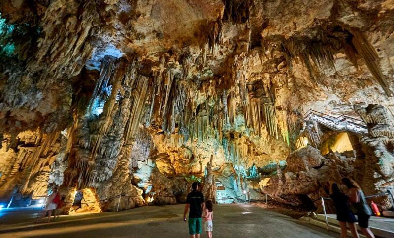 Loft Moderno Y Acogedor Centrico Y Silecioso Lägenhet Nerja Exteriör bild