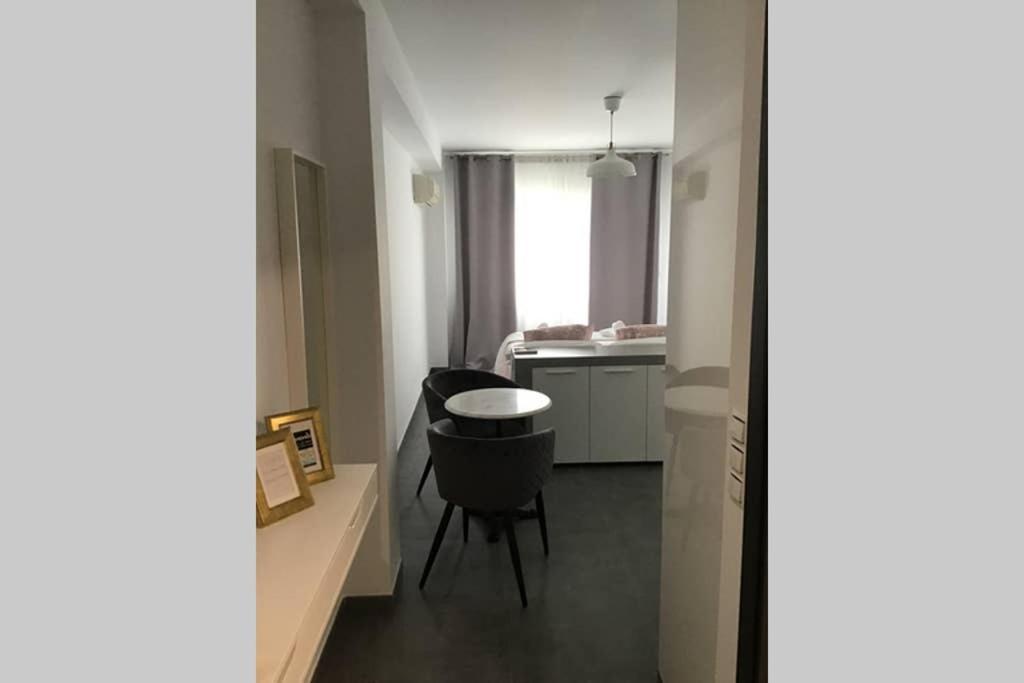 Loft Moderno Y Acogedor Centrico Y Silecioso Lägenhet Nerja Exteriör bild